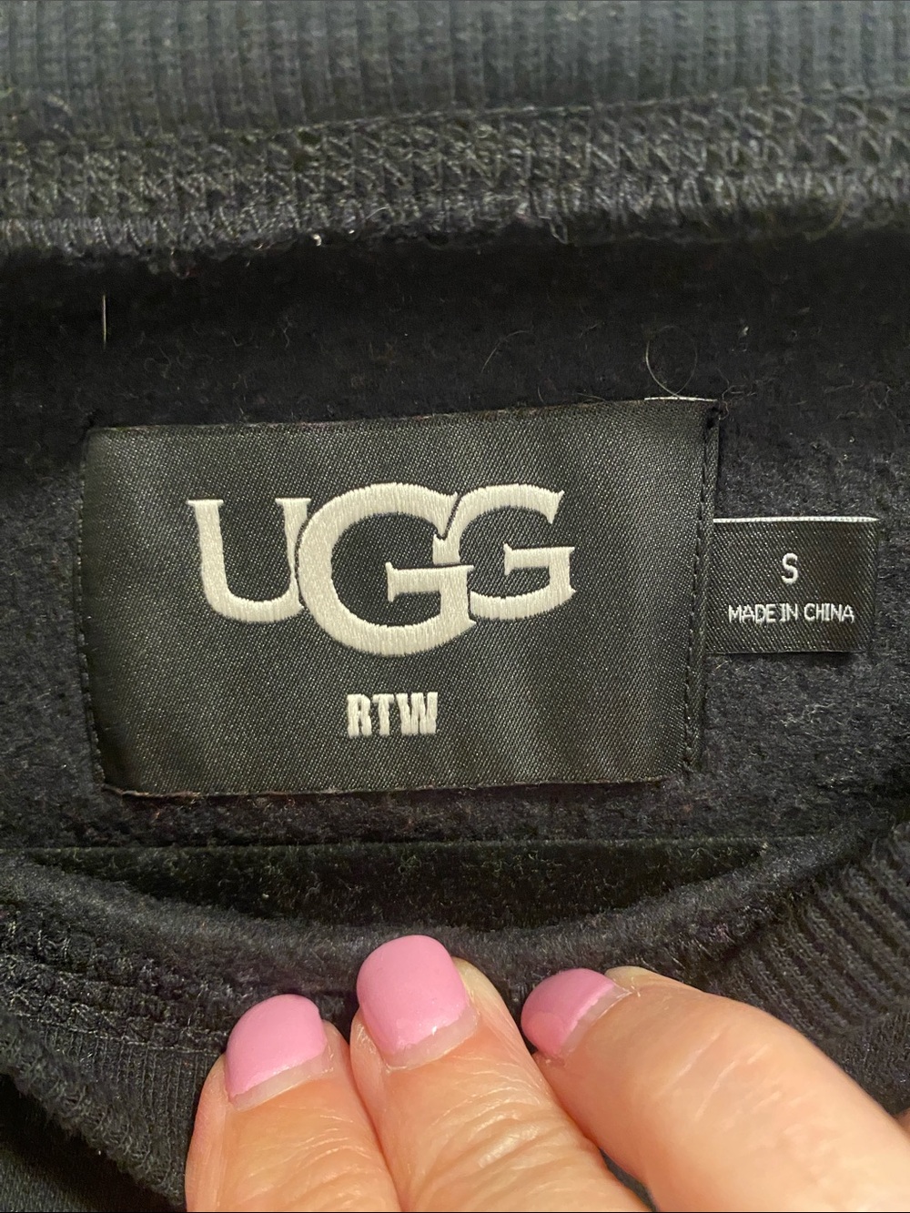 UGG Black Sweatshirt with Cream Sherpa Logo - Picture 2 of 4
